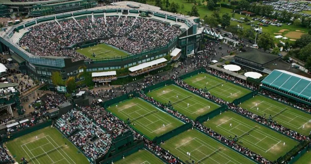 Centre Court Wimbledon 2025 tennis vue panoramique